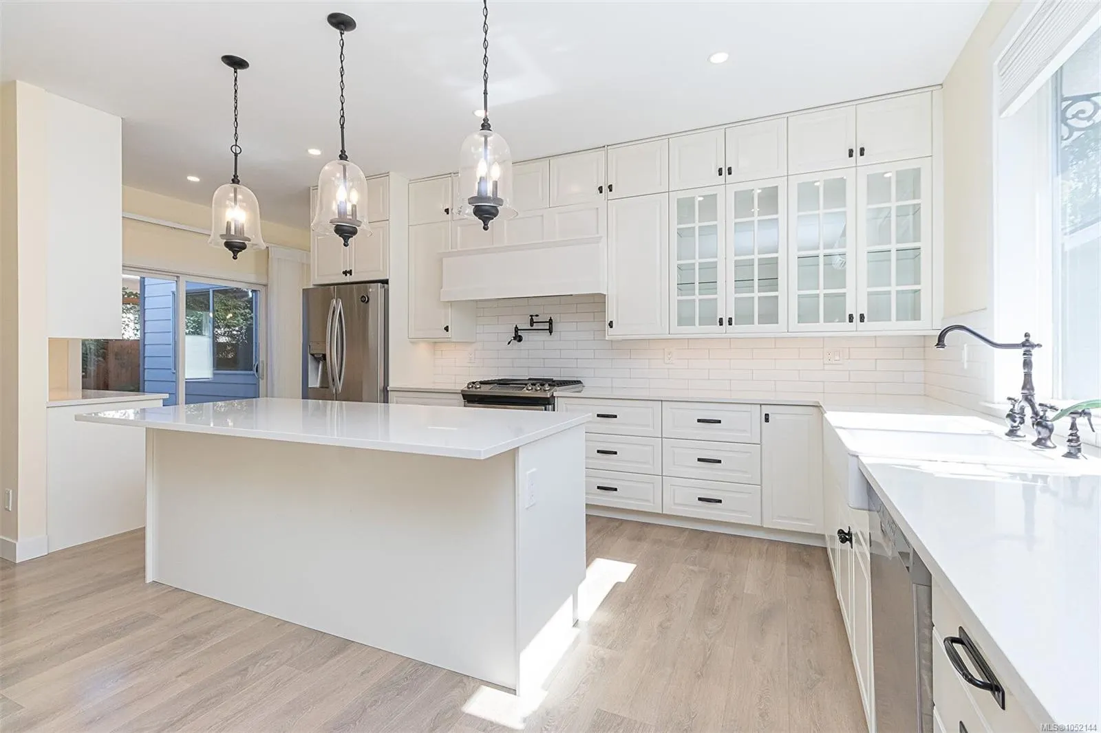 7968 Polo Park Cres