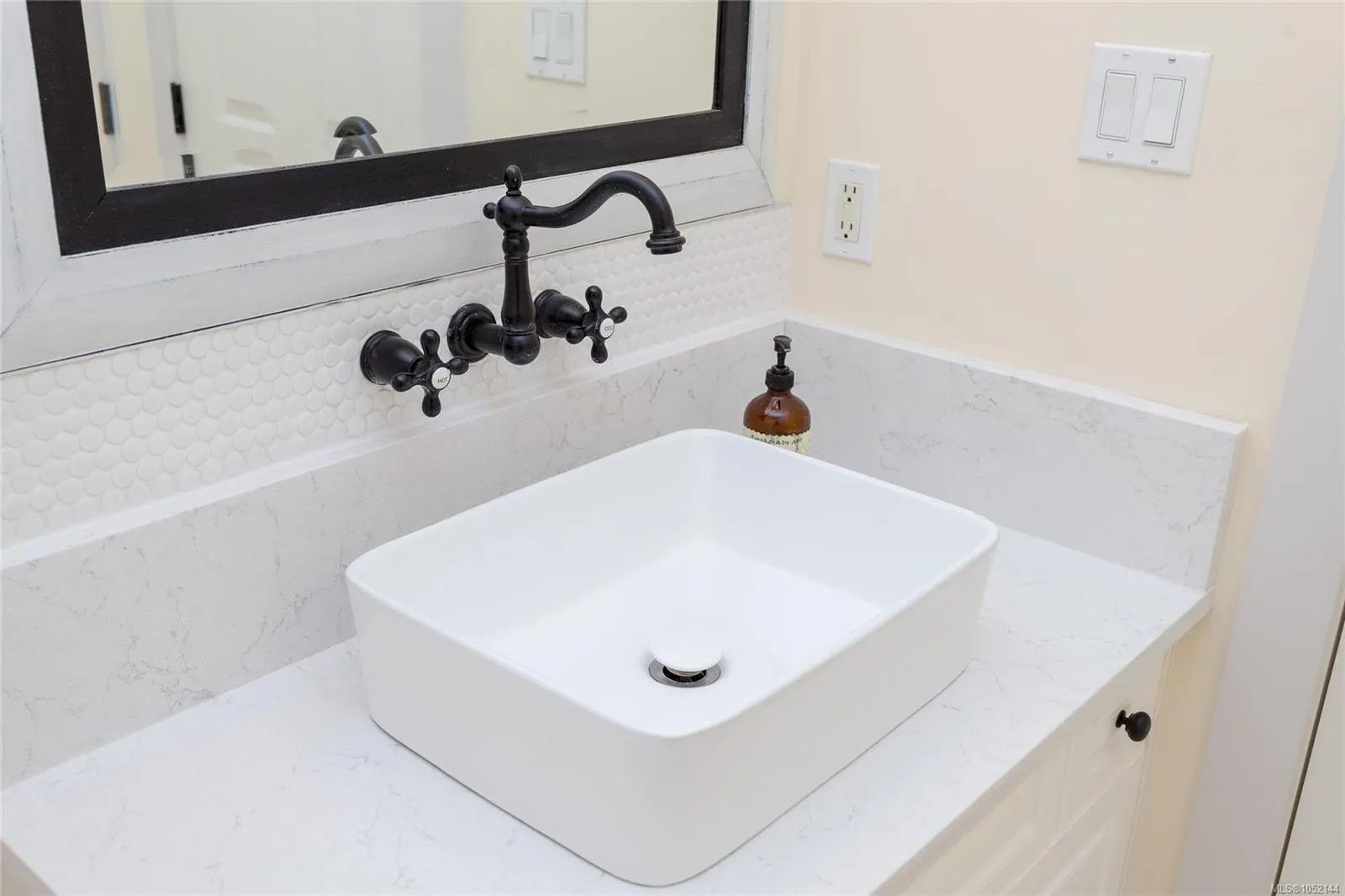 7968 Polo Park Cres