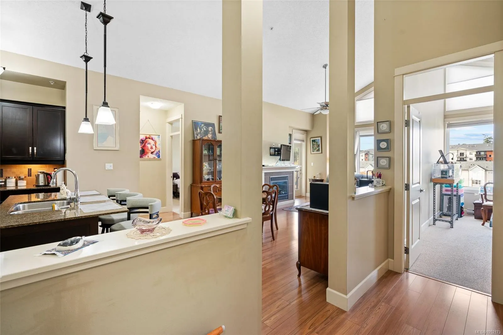 3220 Jacklin Rd