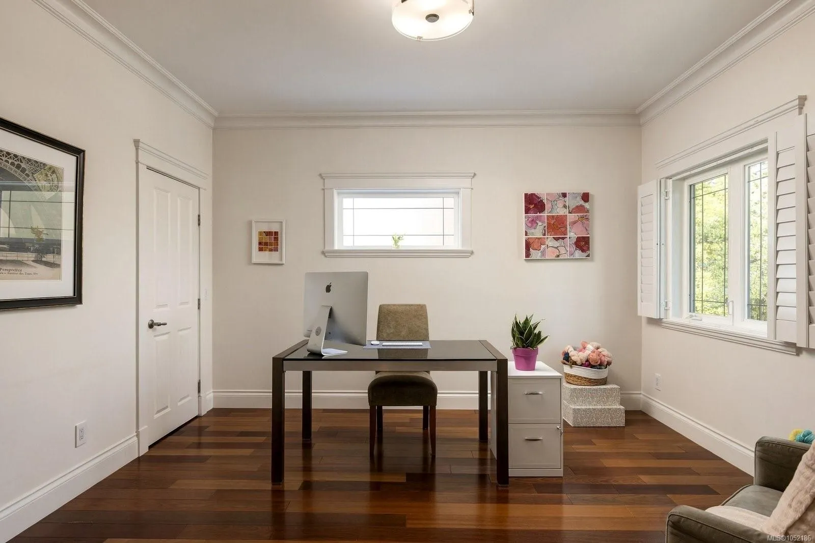 1046 Davie St