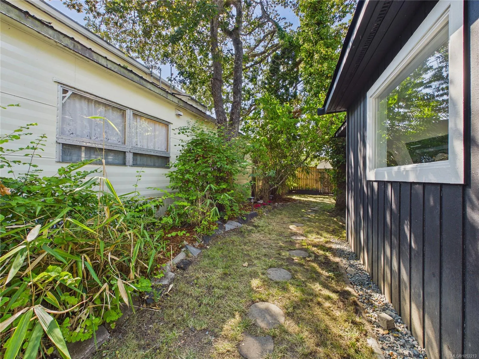 1201 CRAIGFLOWER Rd