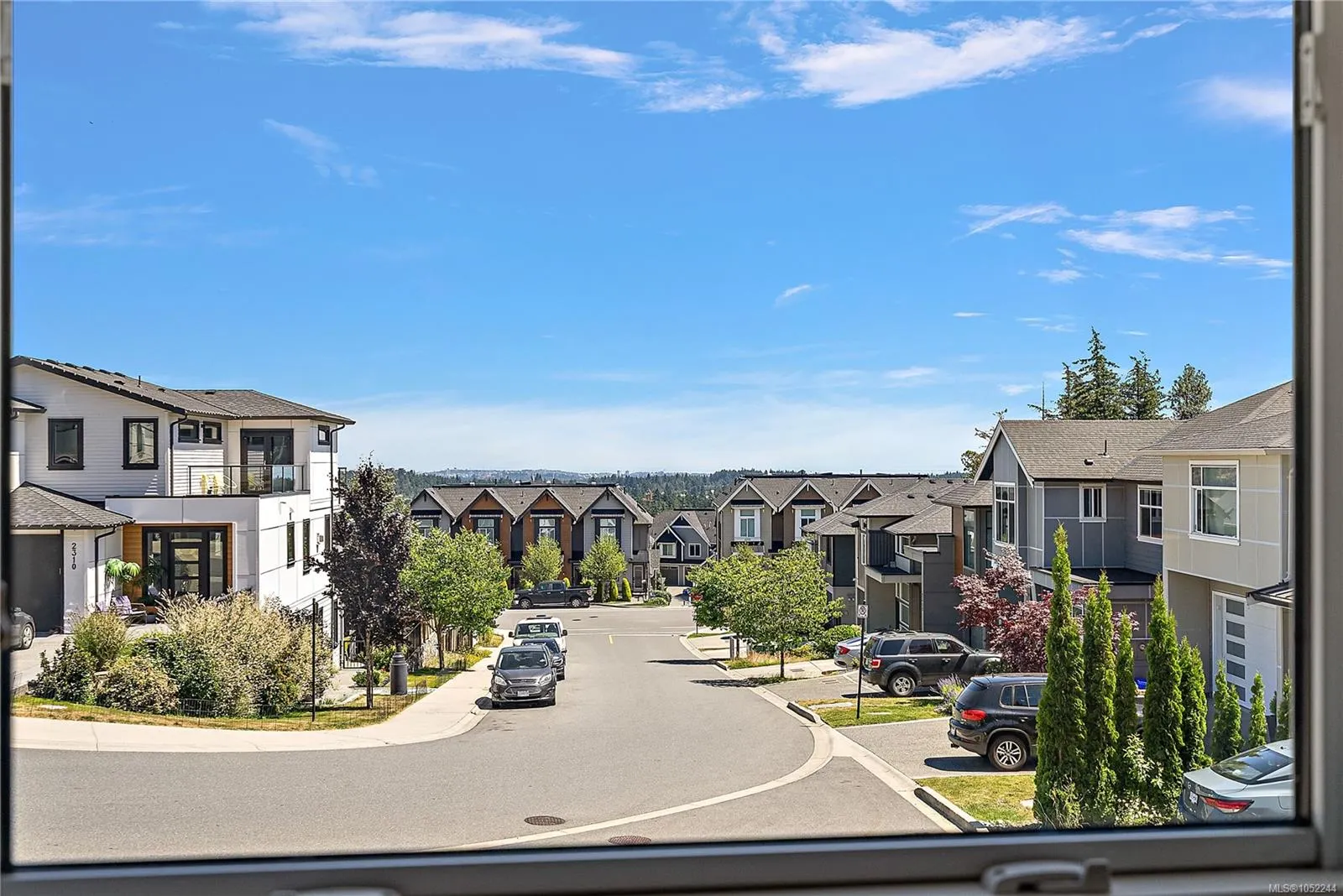 2331 Azurite Cres