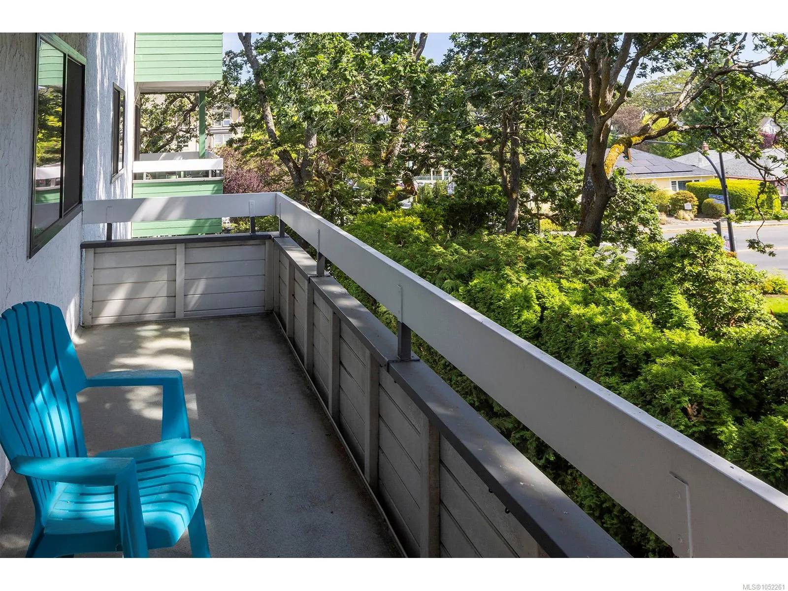 2095 Oak Bay Ave