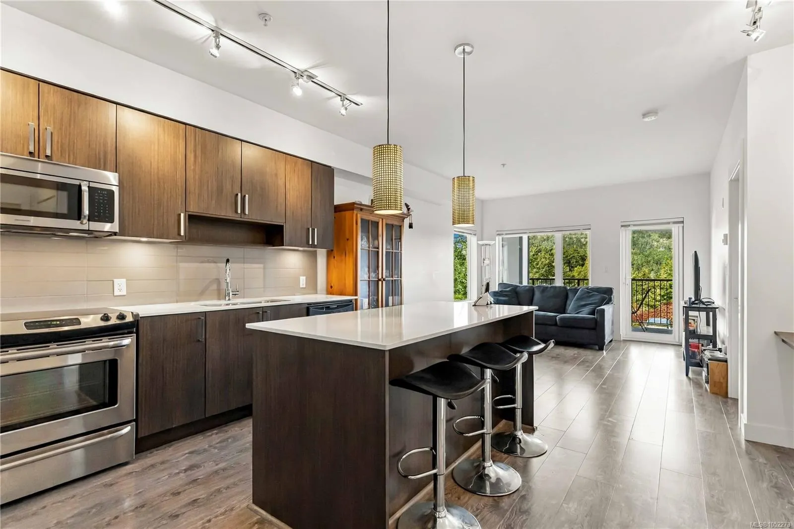 286 Wilfert Rd