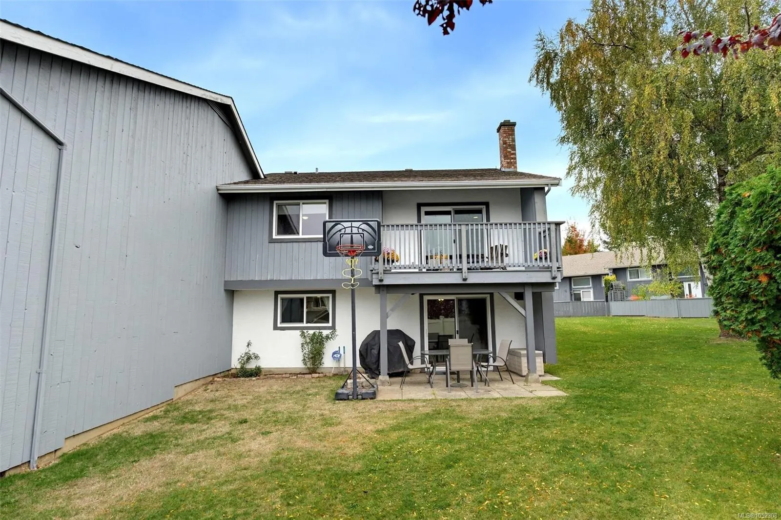 4391 Torquay Dr
