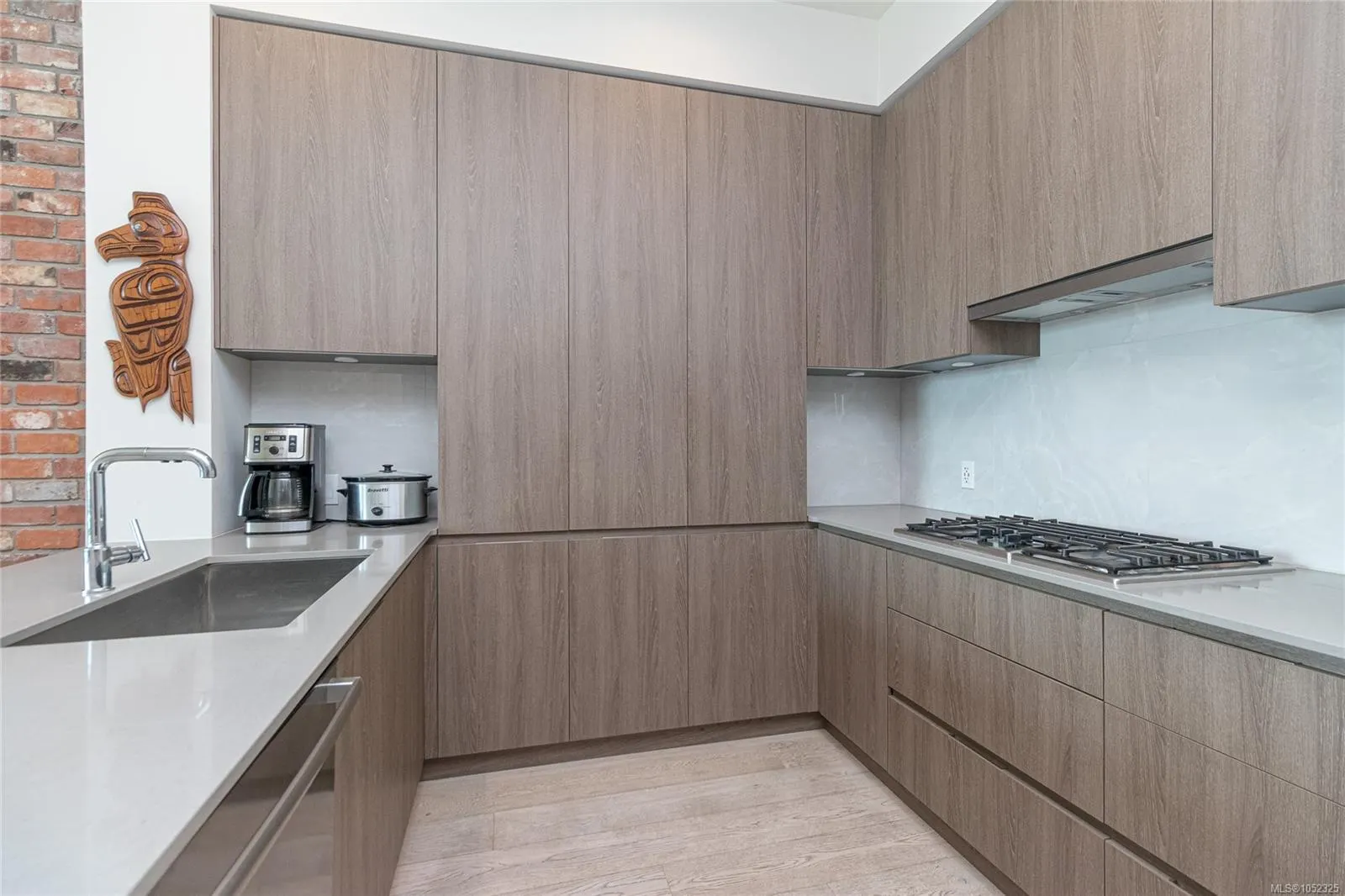501 Park Pl