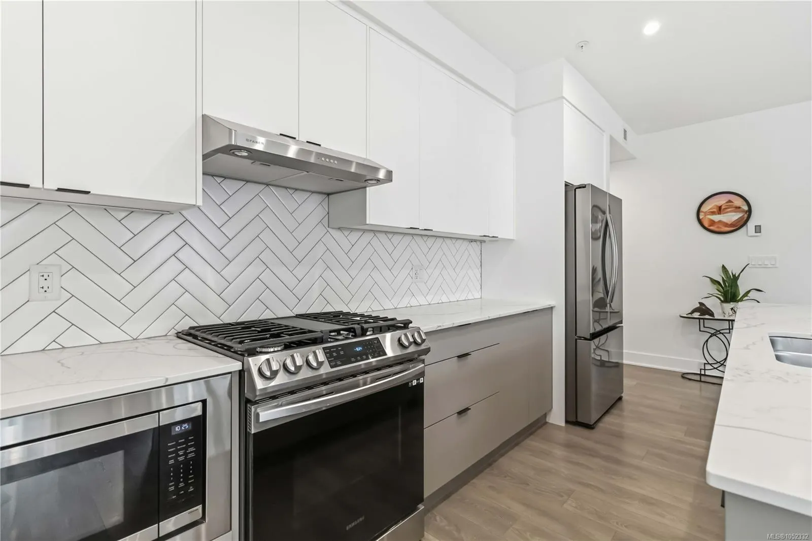 1114 Samar Cres