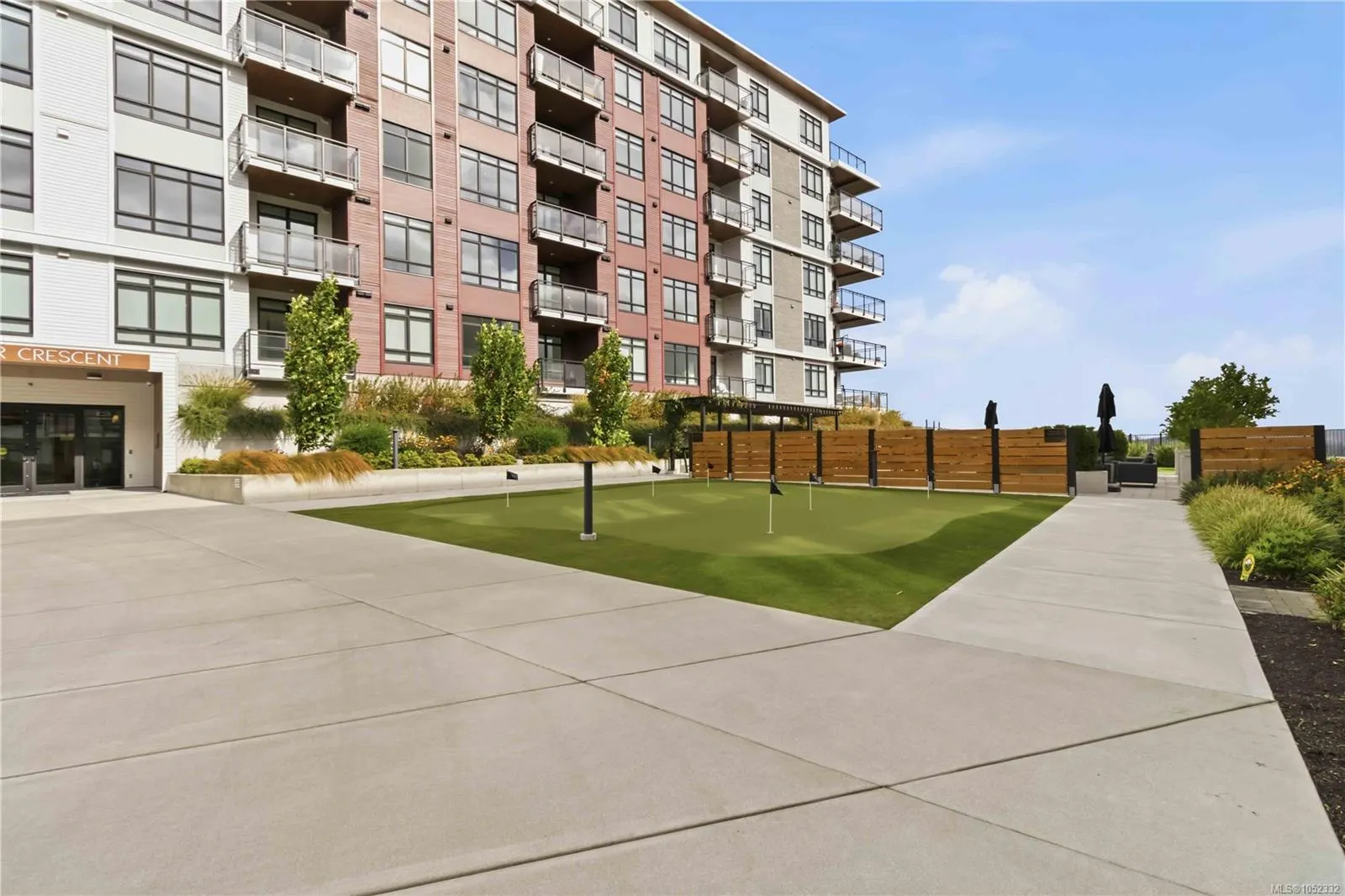 1114 Samar Cres