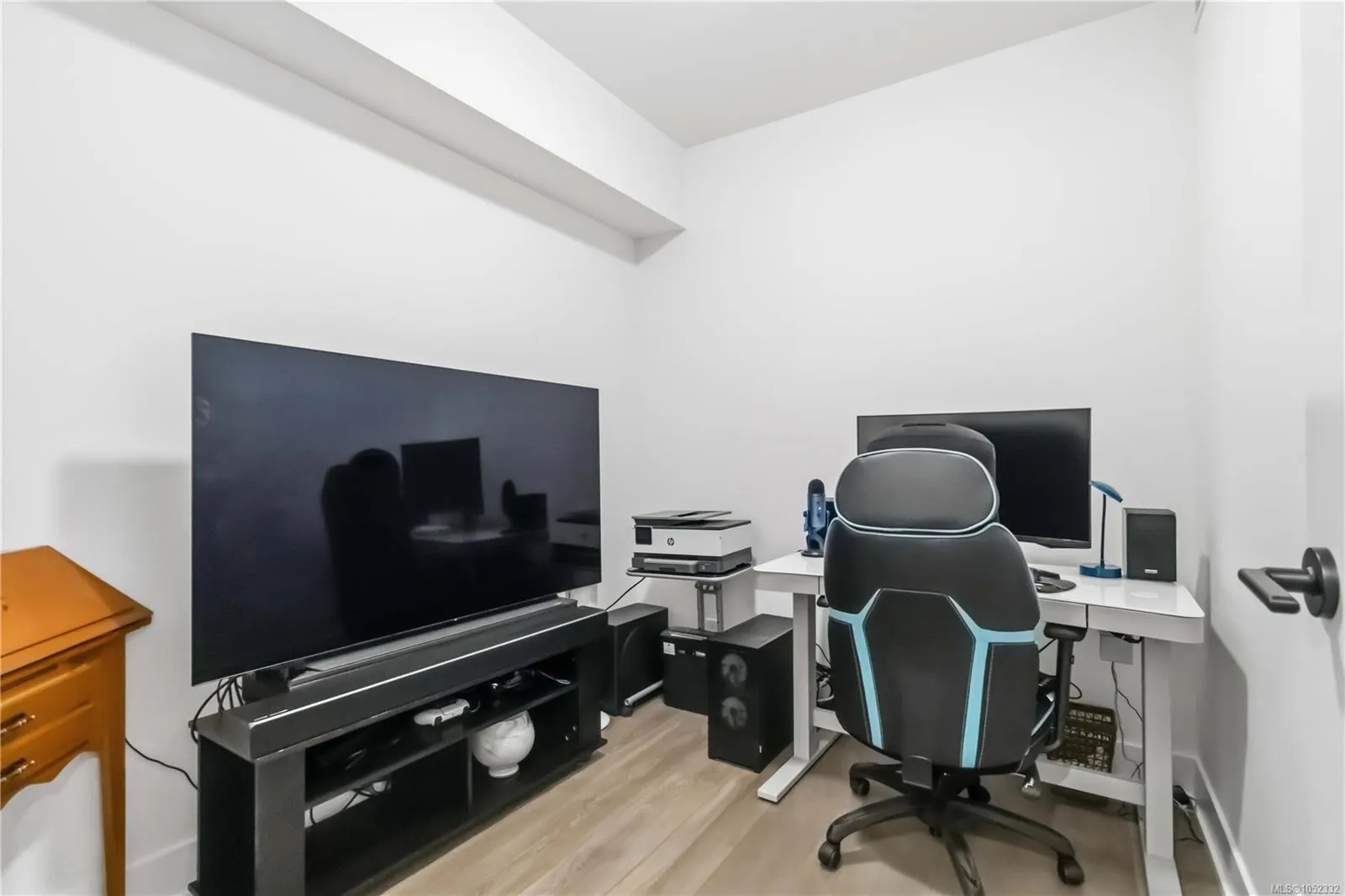 1114 Samar Cres