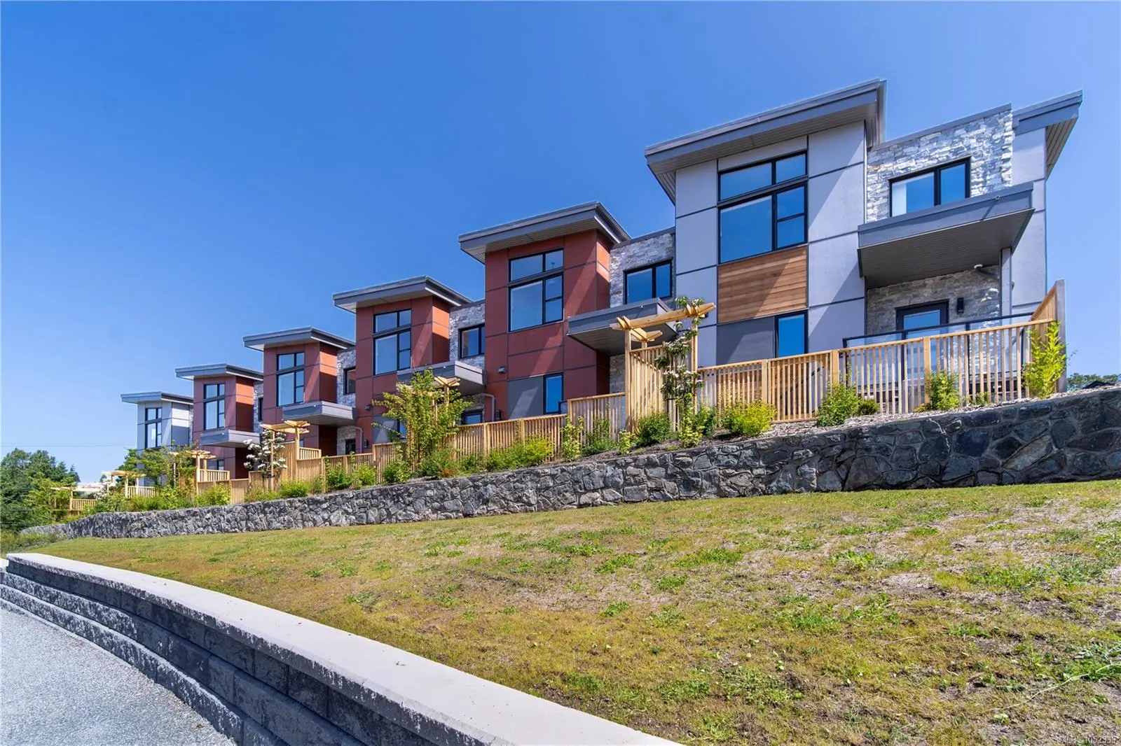 4253 Dieppe Rd