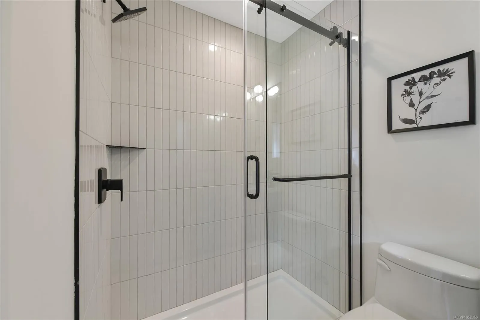 930 Falaise Cres
