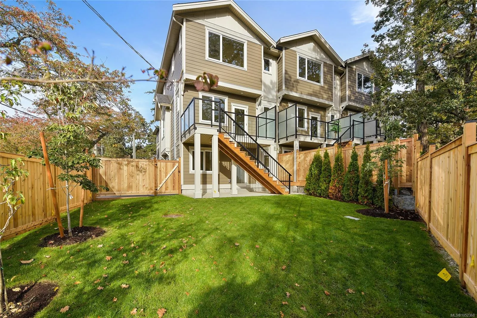930 Falaise Cres
