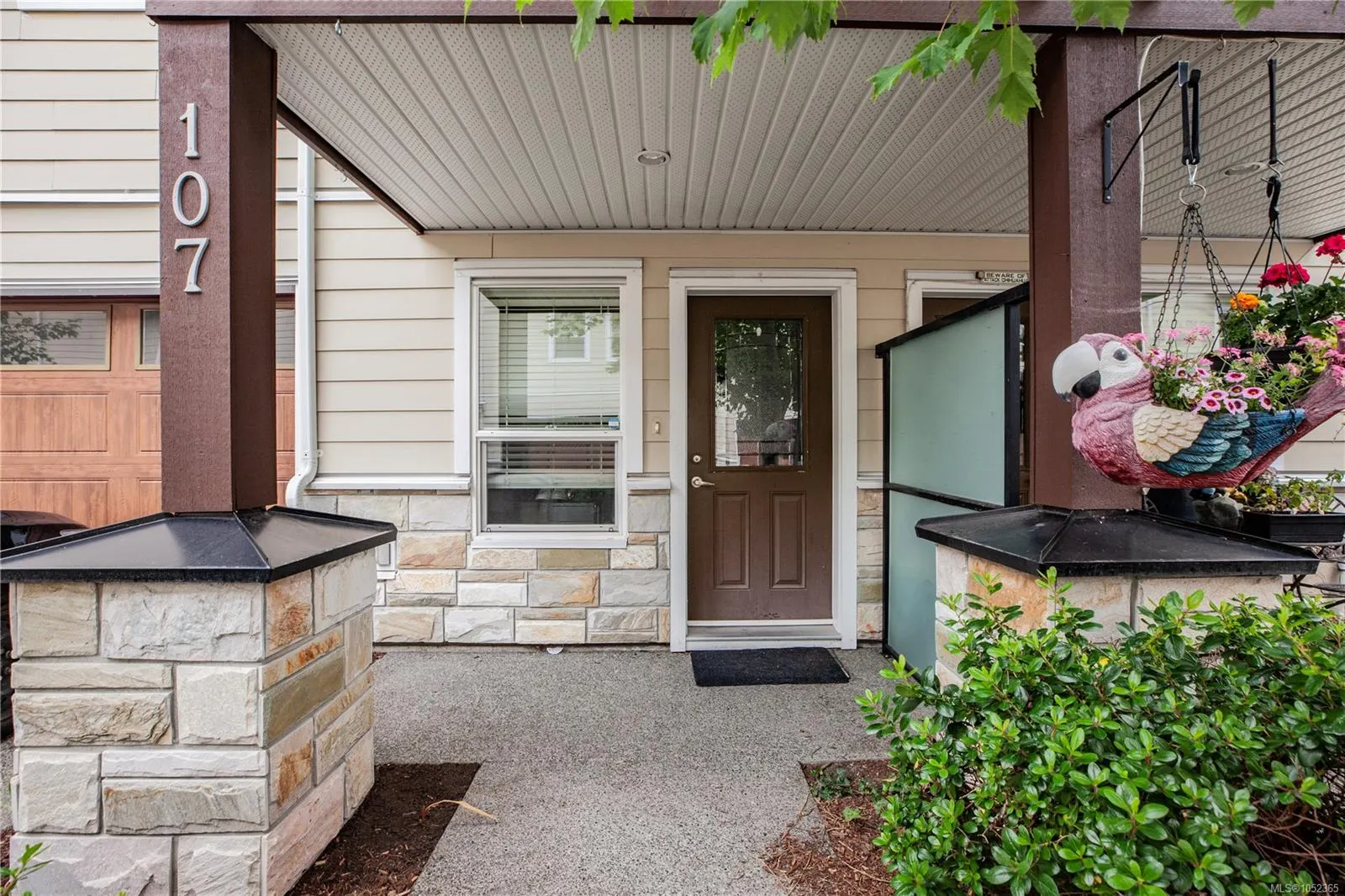 2889 Carlow Rd