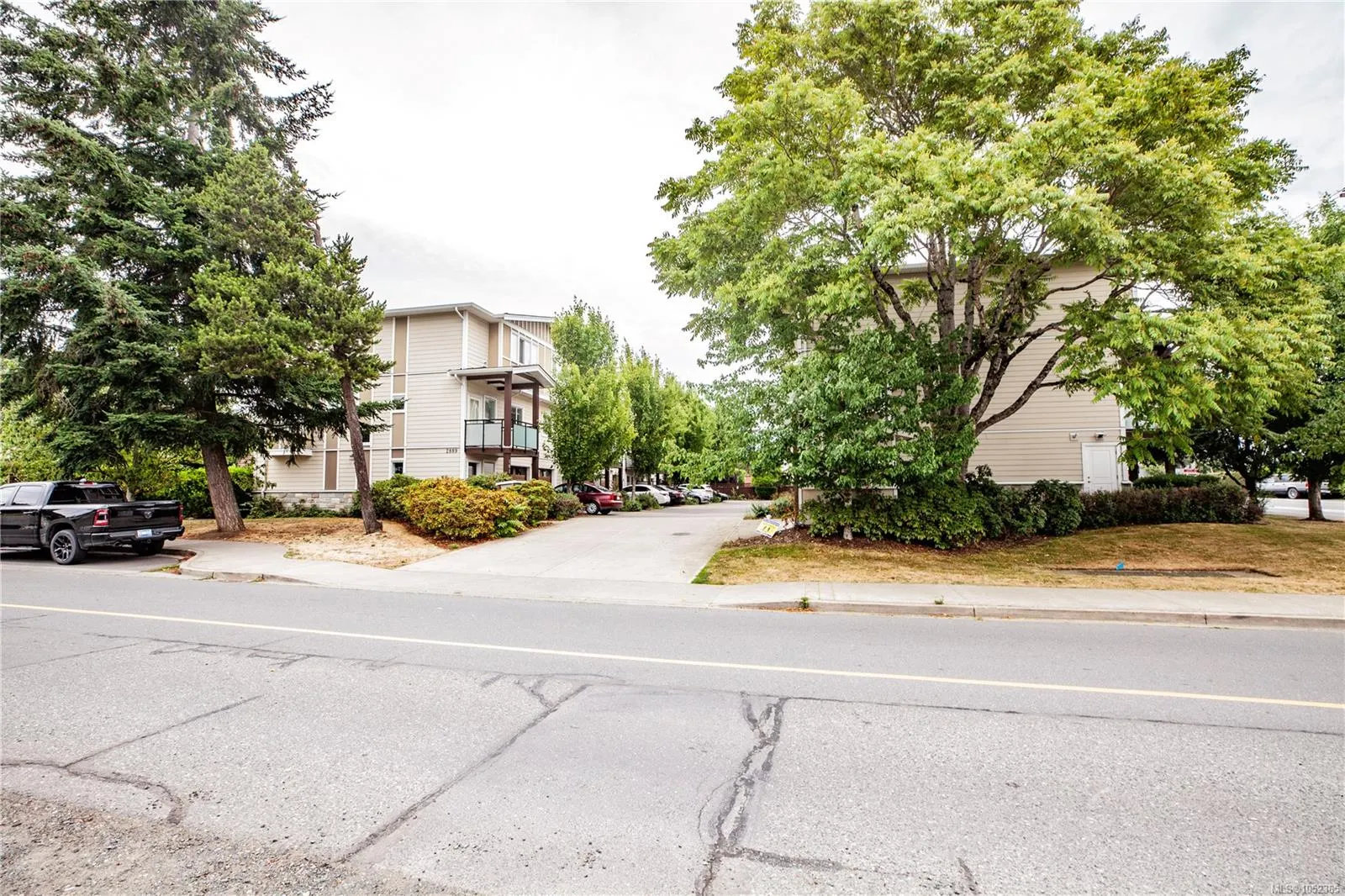 2889 Carlow Rd