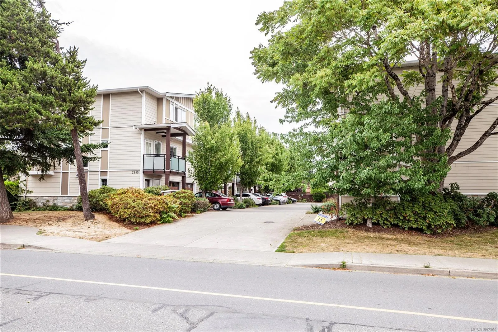 2889 Carlow Rd