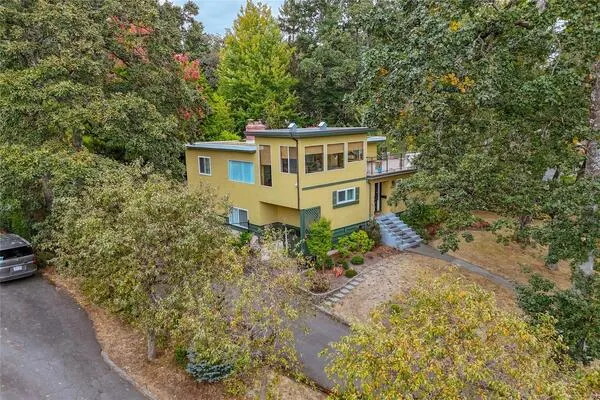 644 Fernhill Rd