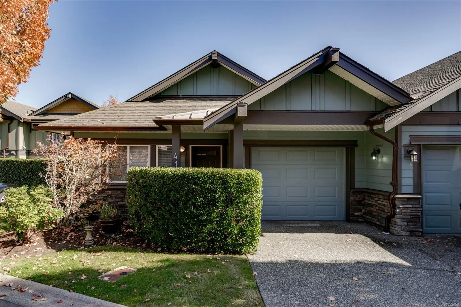 486 Royal Bay Dr
