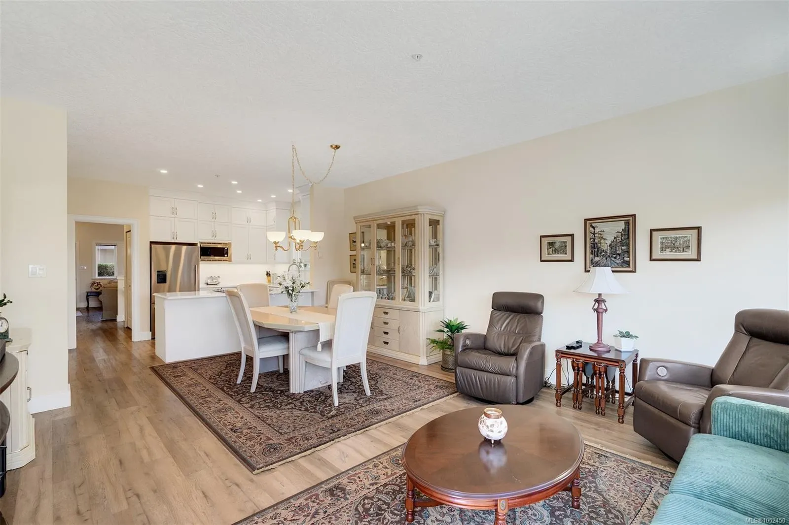 486 Royal Bay Dr