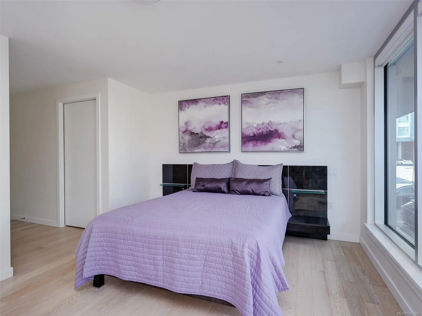 5118 Cordova Bay Rd
