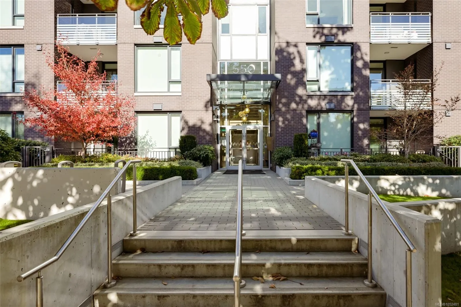 550 Michigan St