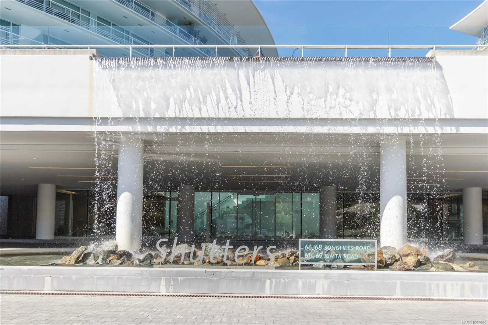 68 Songhees Rd