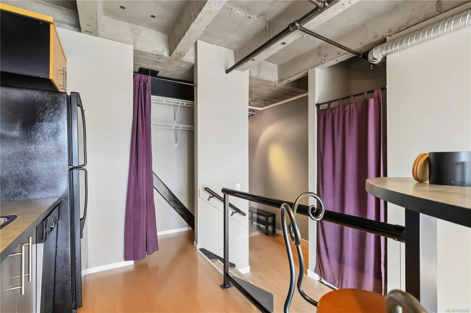 1061 Fort St