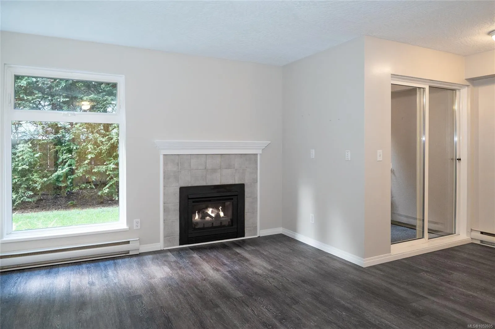 835 Selkirk Ave