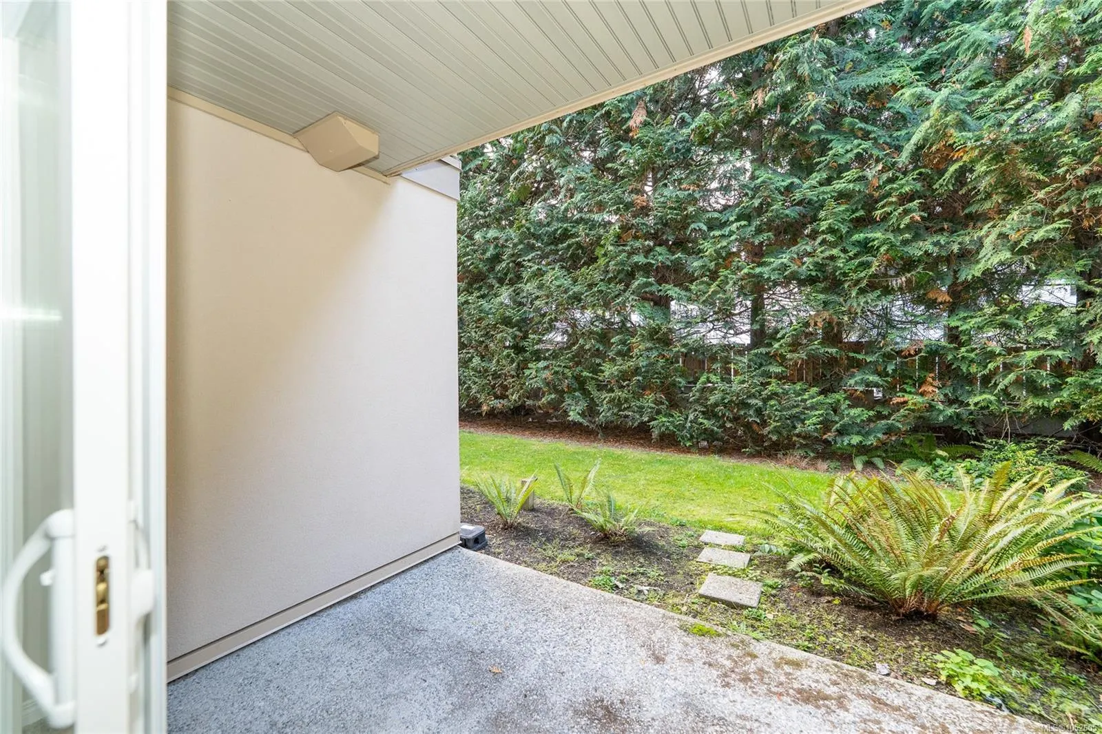 835 Selkirk Ave