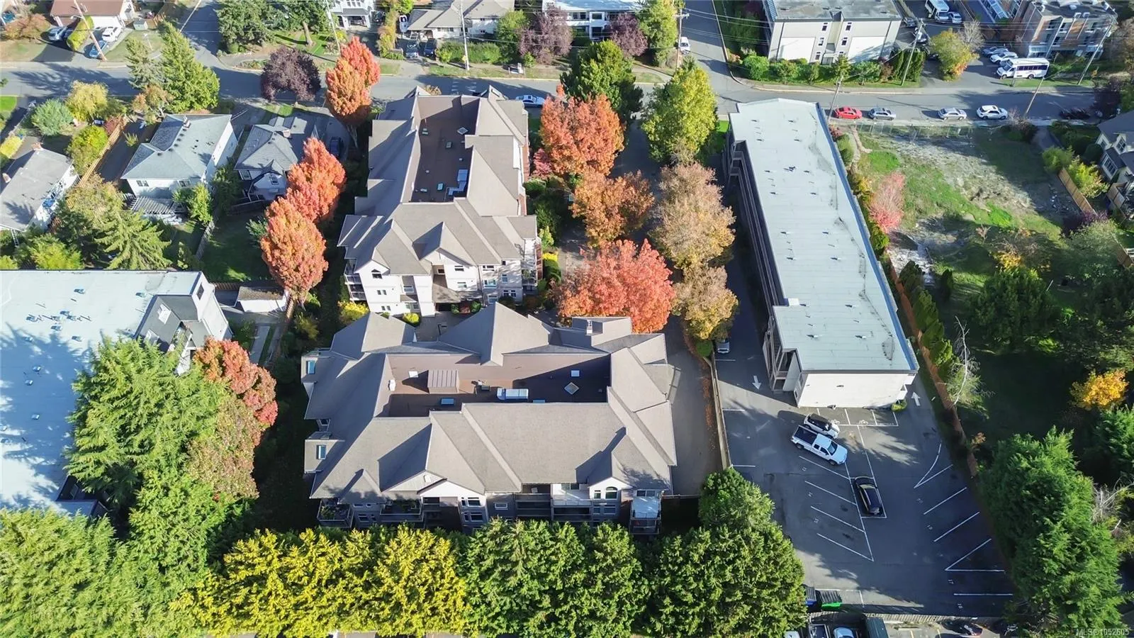 835 Selkirk Ave