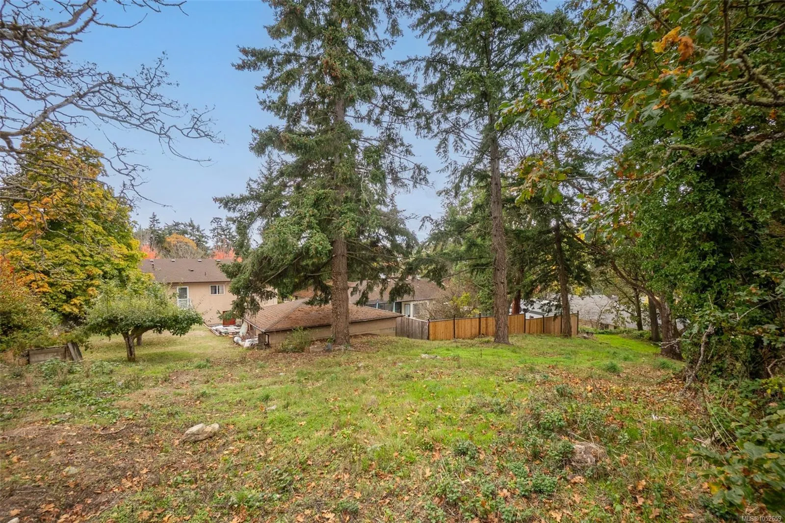 Lot 1 Helmcken Rd