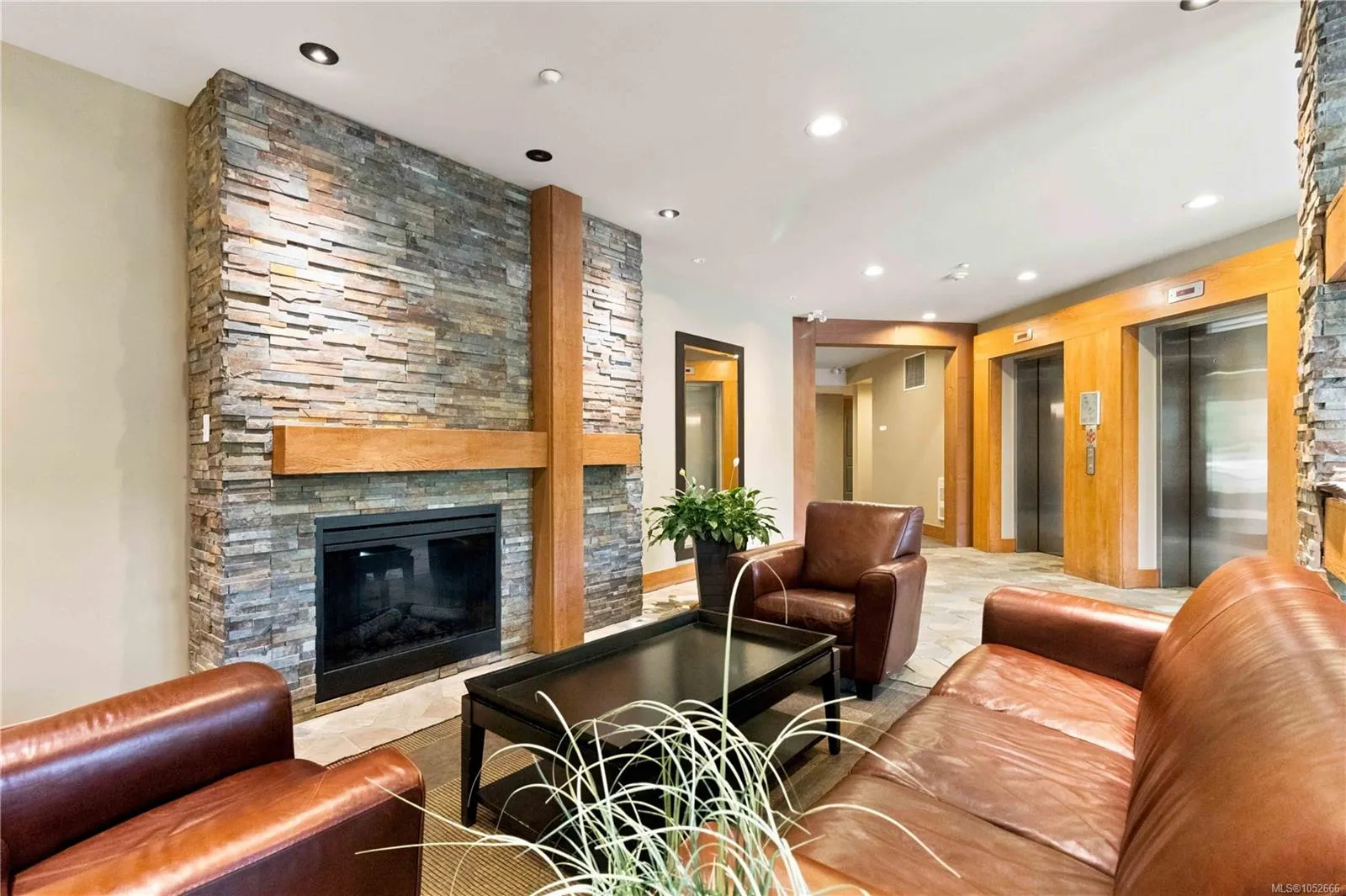 1375 Bear Mountain Pkwy
