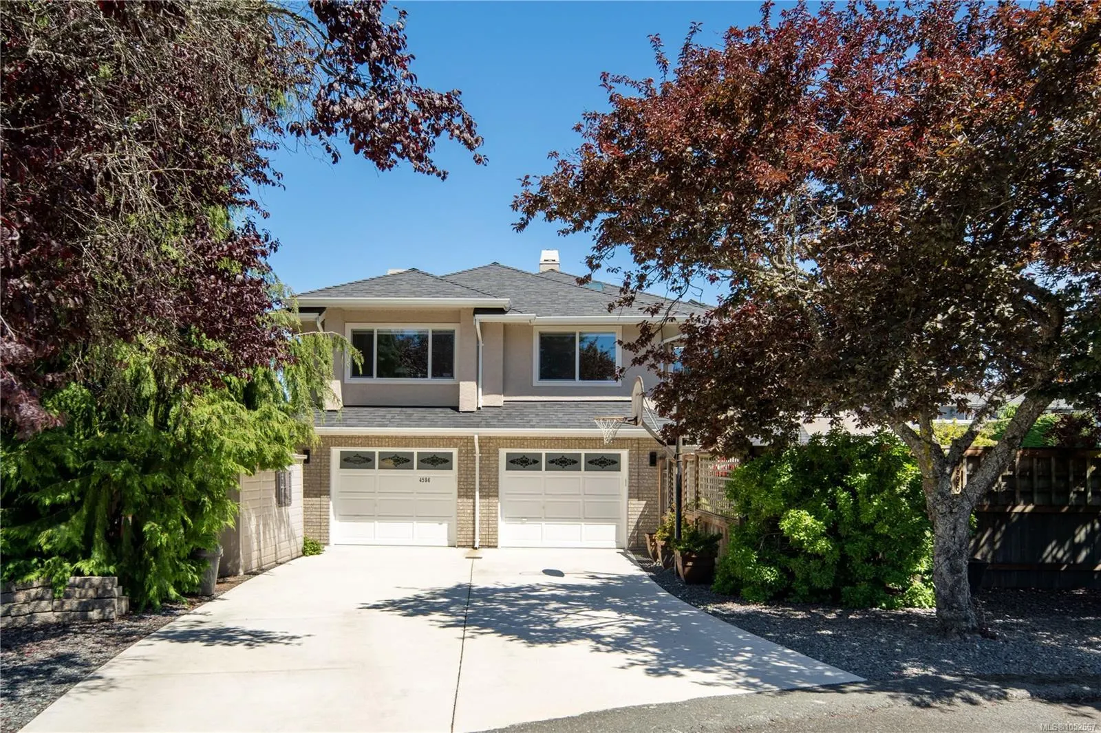 4596 Bonnieview Pl