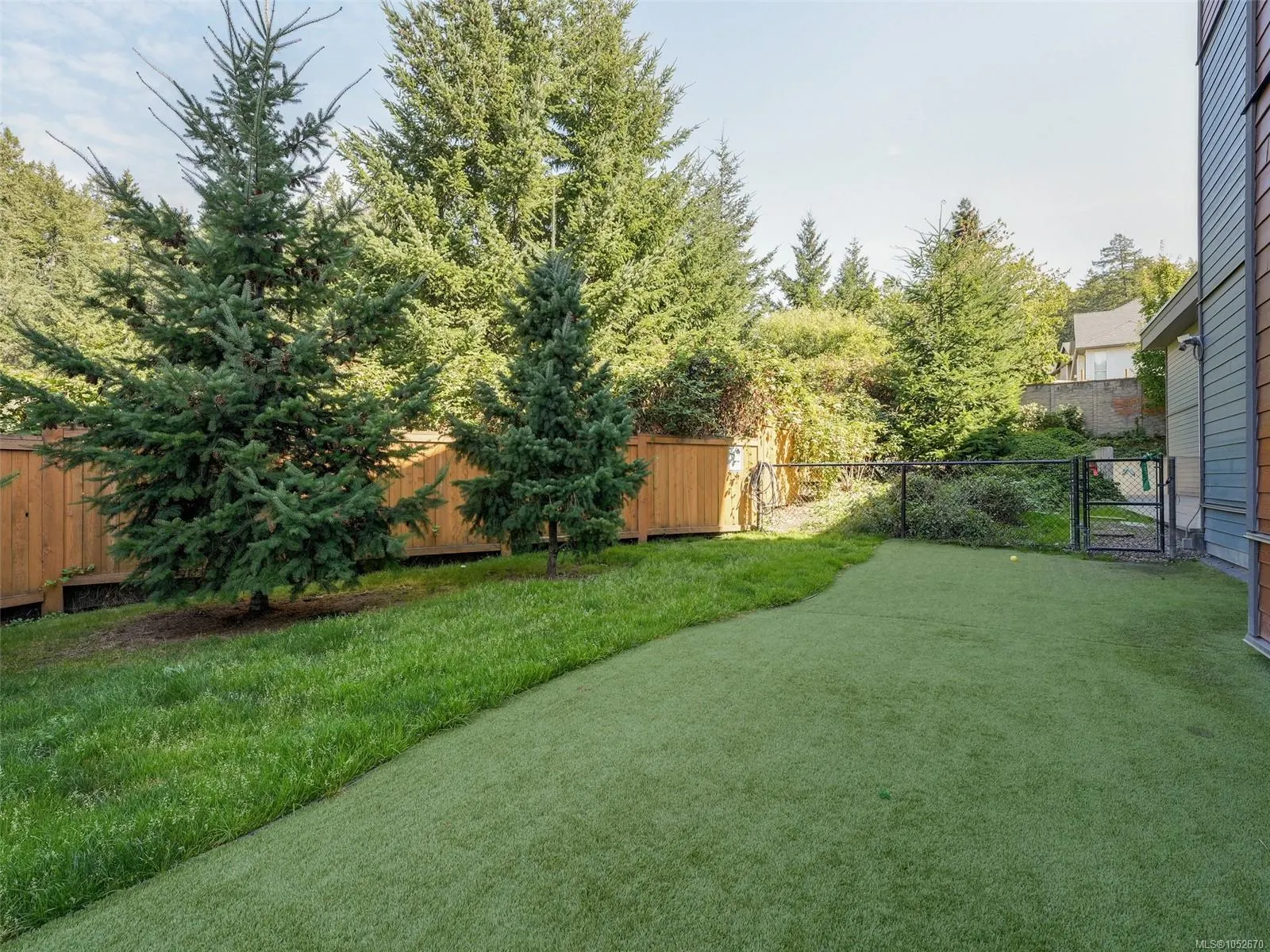 110 Presley Pl