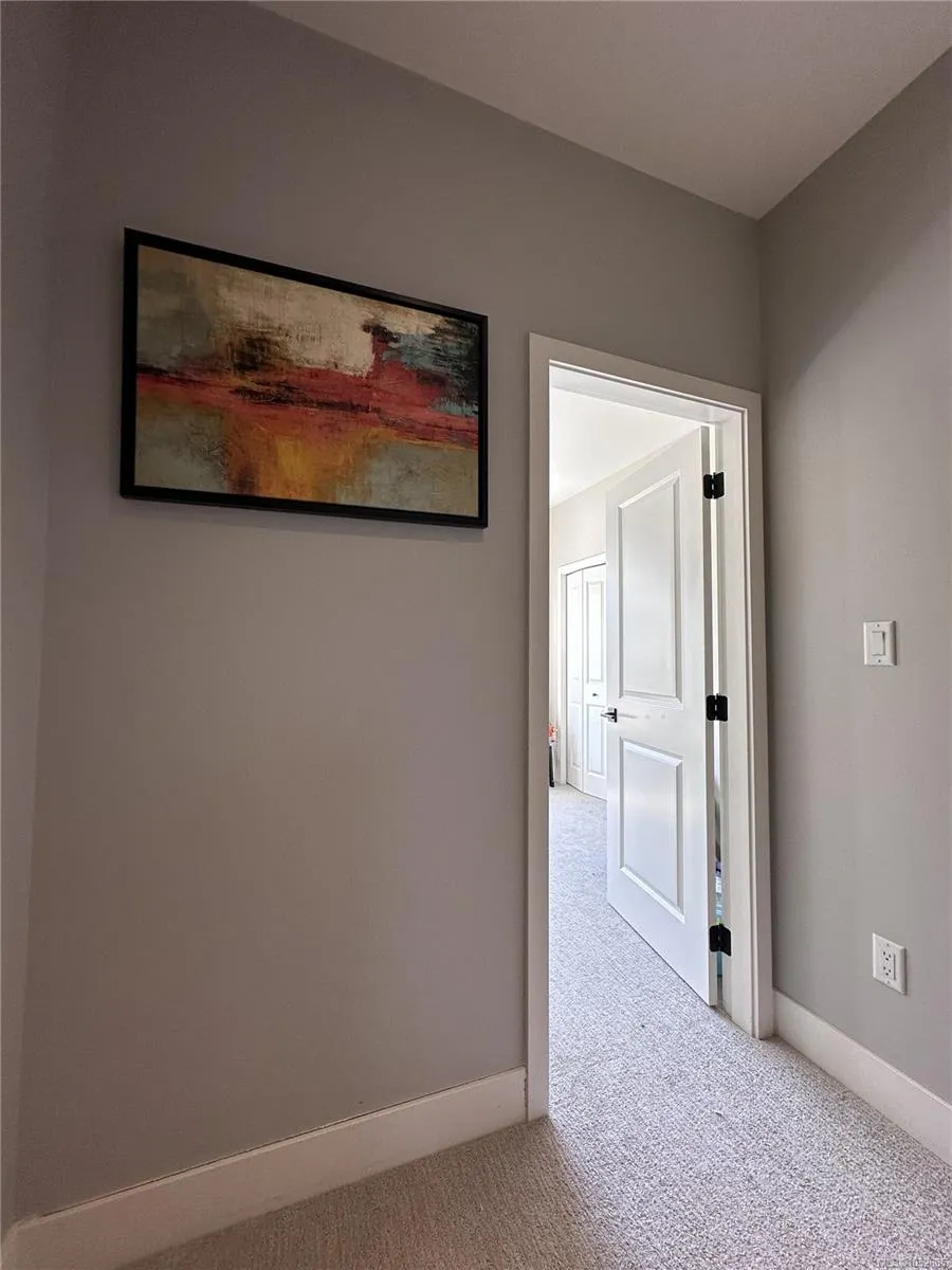 2120 Triangle Trail