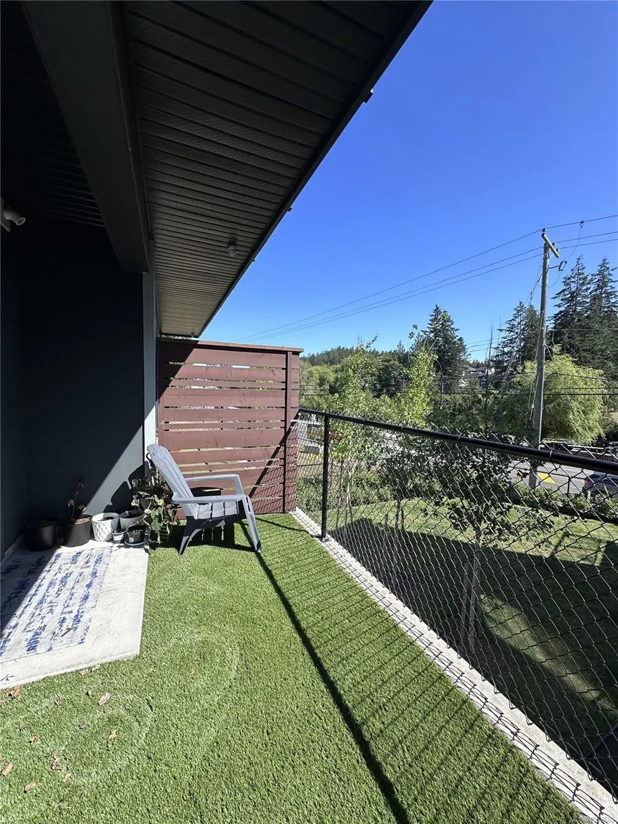 2120 Triangle Trail
