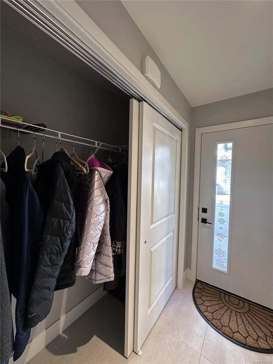 2120 Triangle Trail
