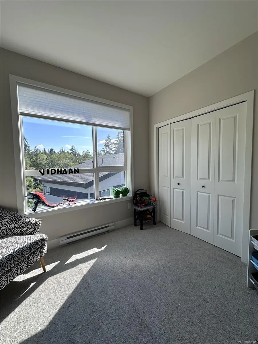 2120 Triangle Trail