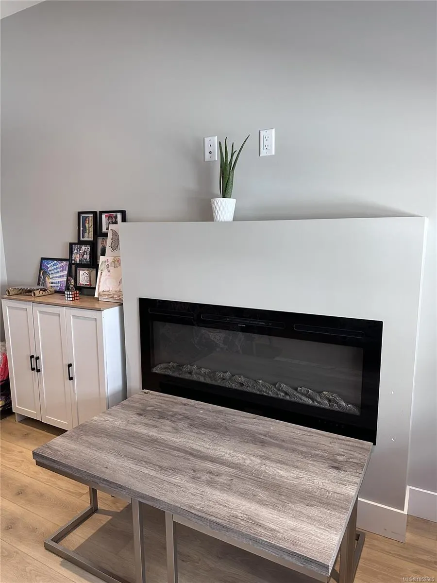 2120 Triangle Trail