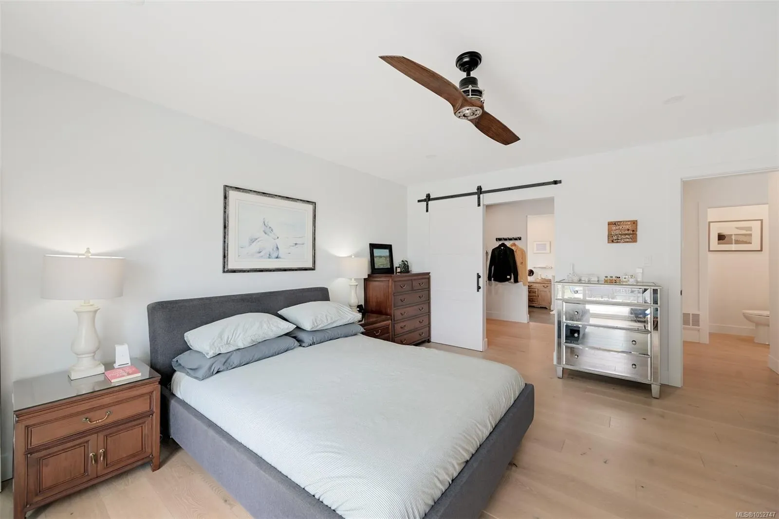 8566 Moxon Terr