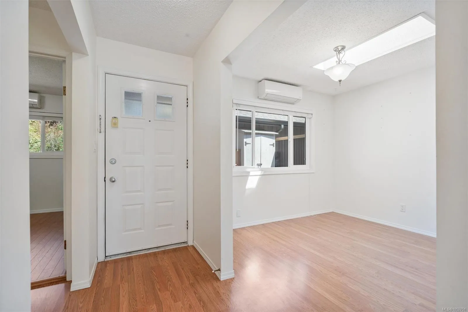 1184 Clarke Rd