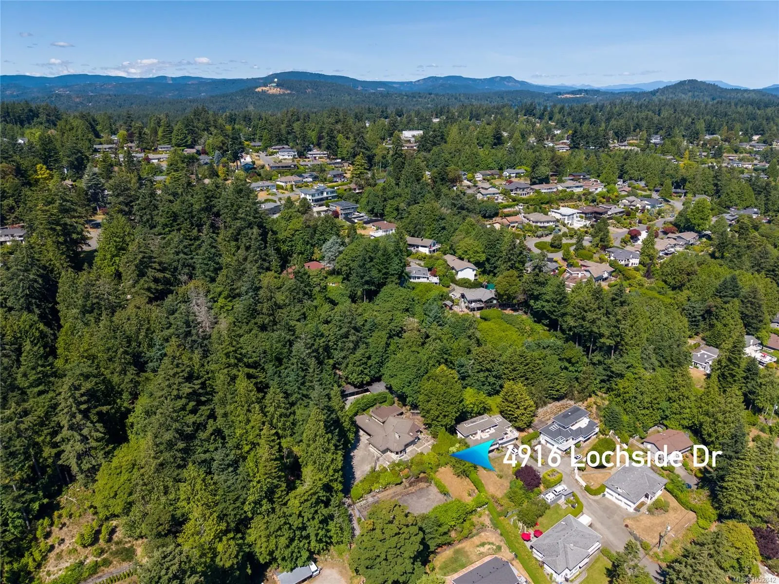 4916 Lochside Dr