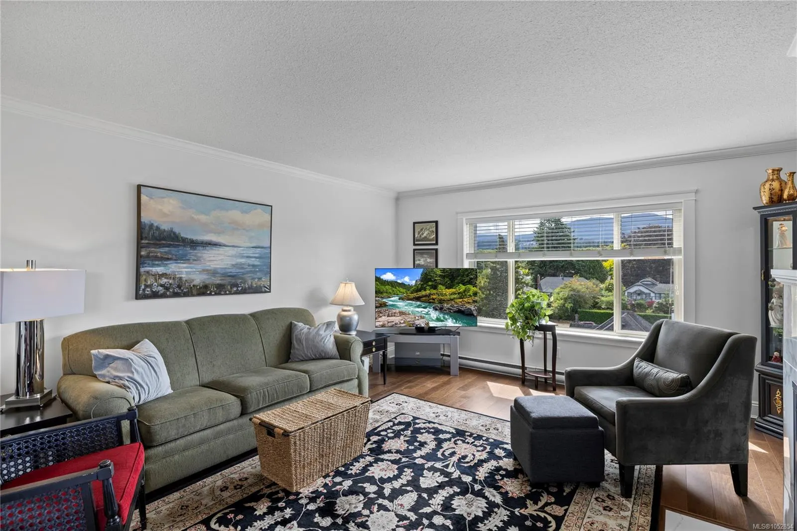 33 Mt. Benson St