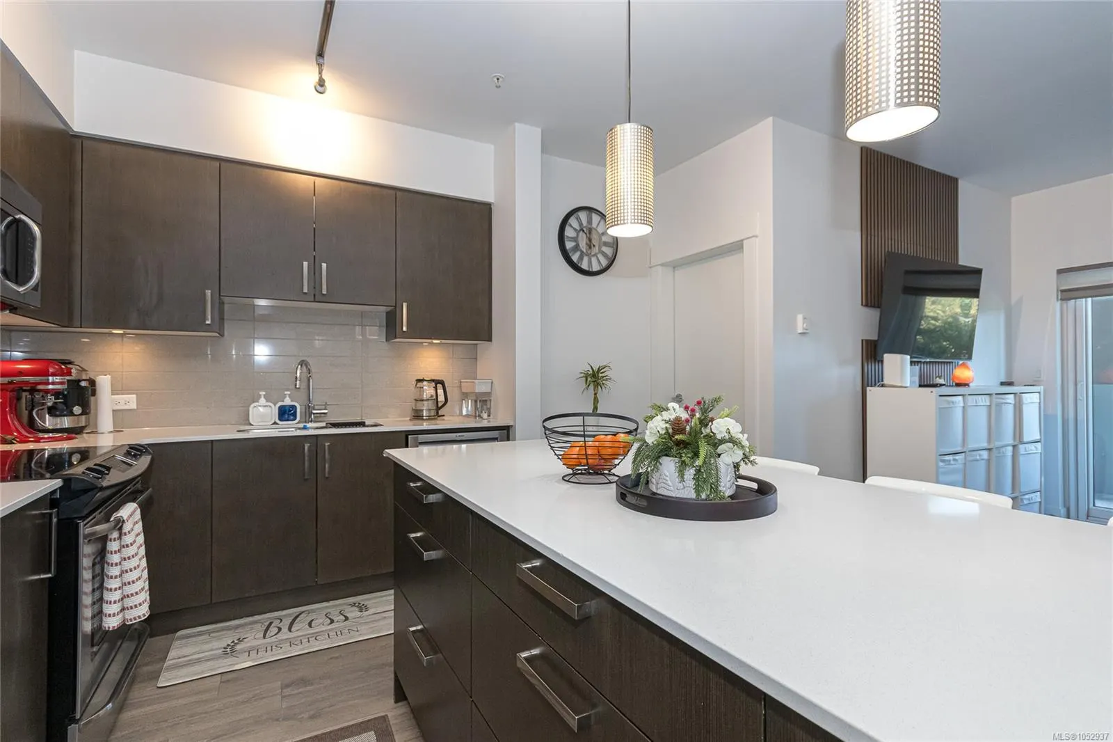 290 Wilfert Rd
