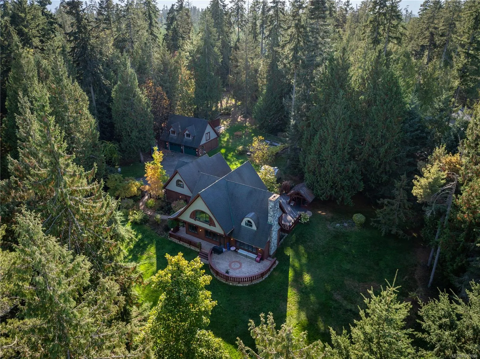 780 View Rd