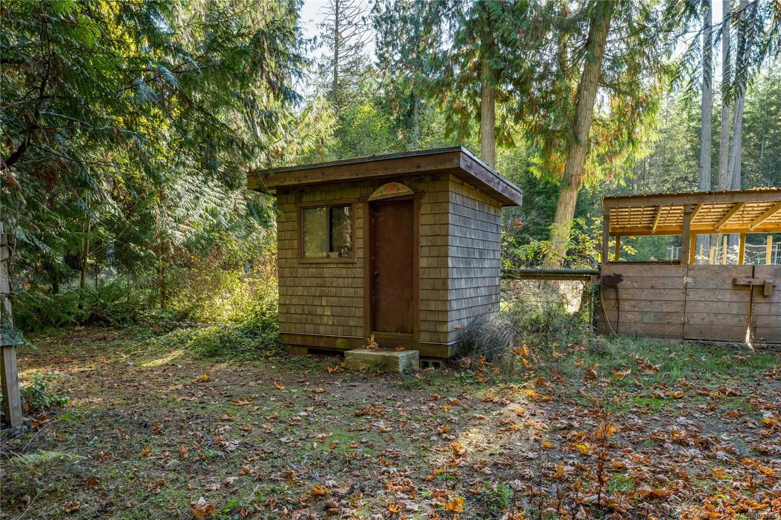780 View Rd