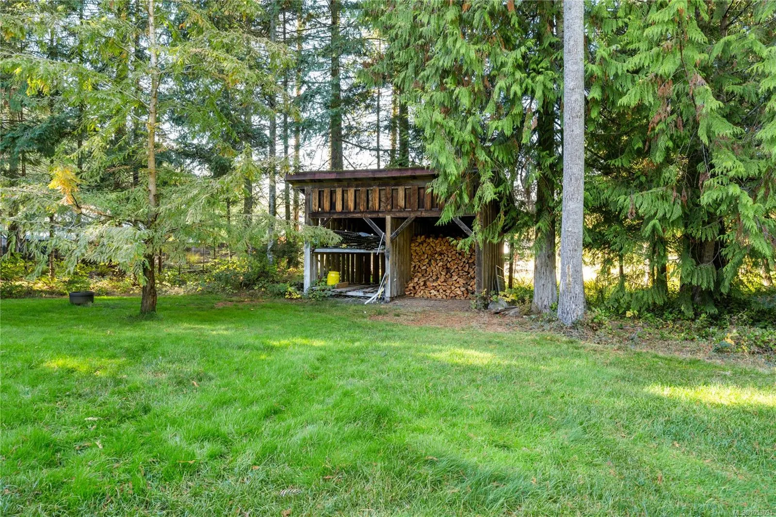 780 View Rd