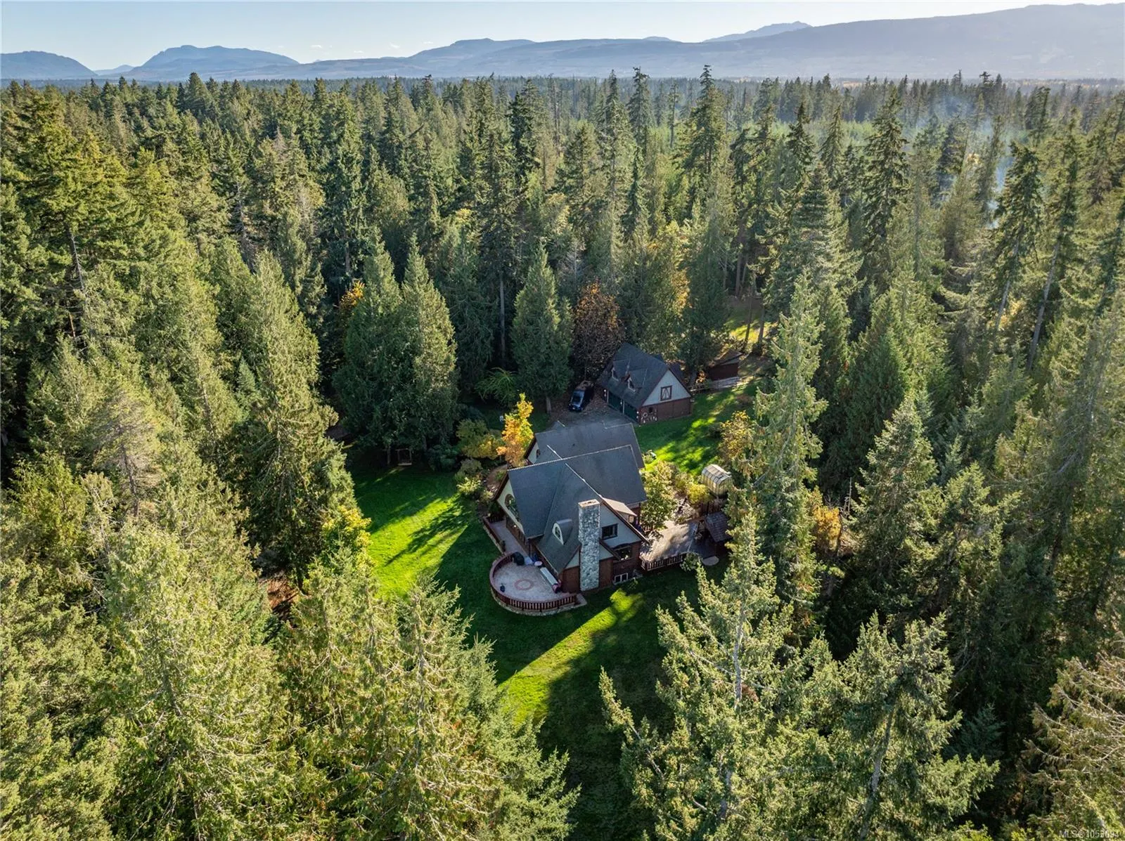 780 View Rd