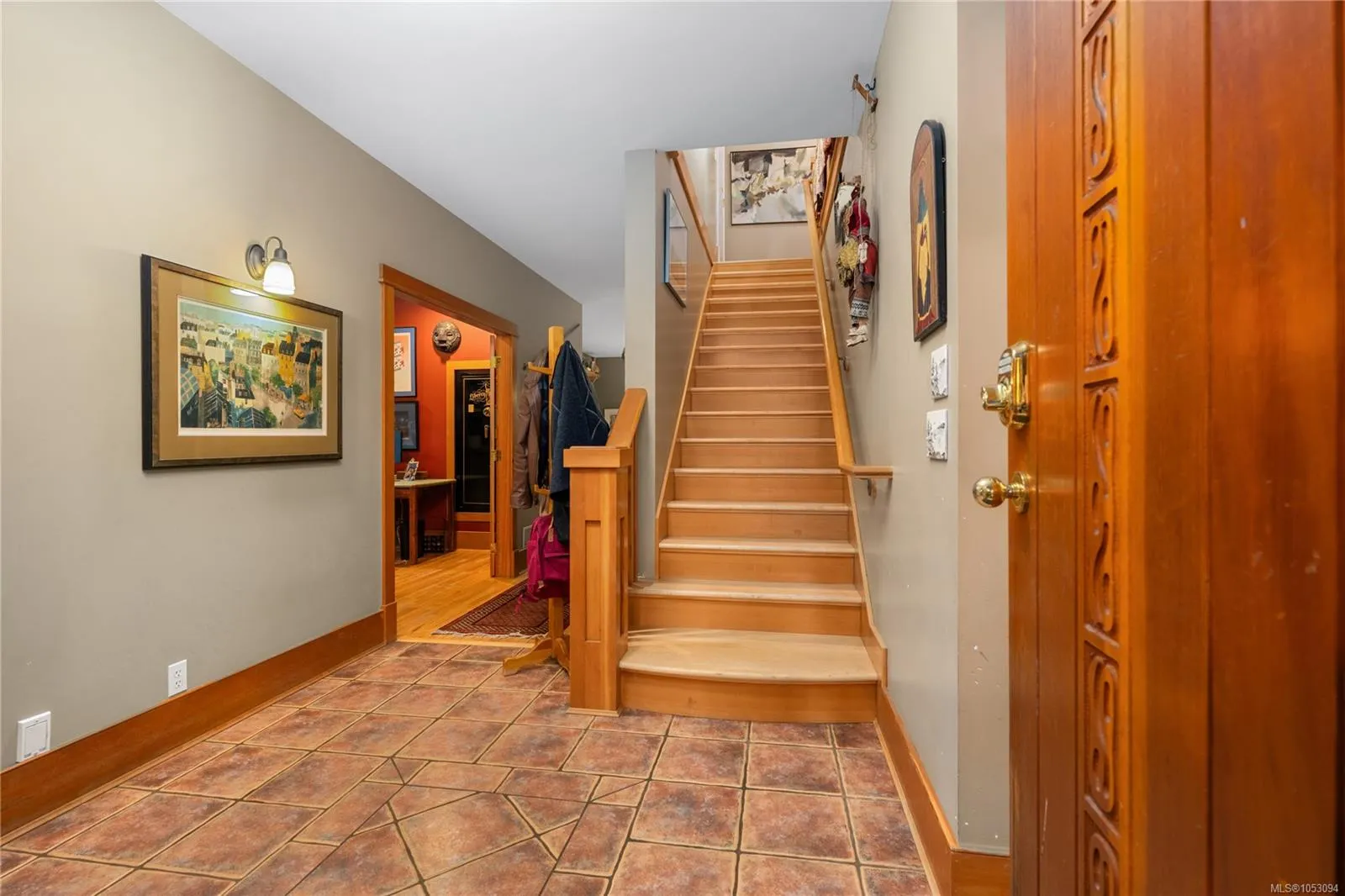 780 View Rd
