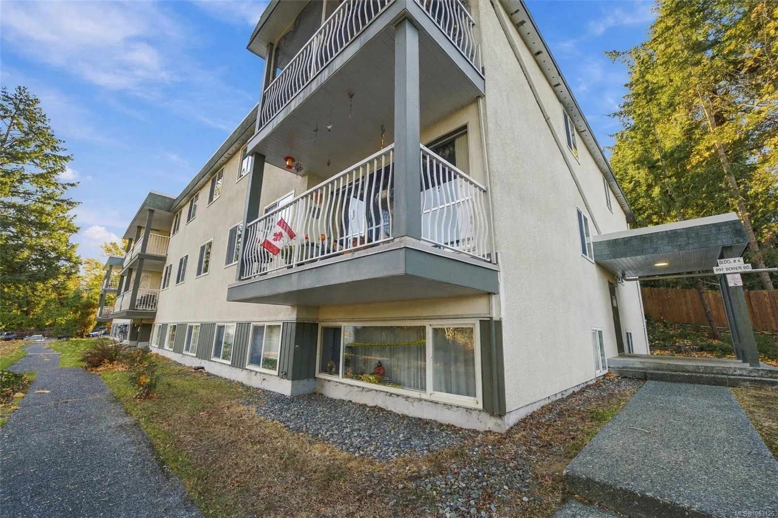 997 Bowen Rd