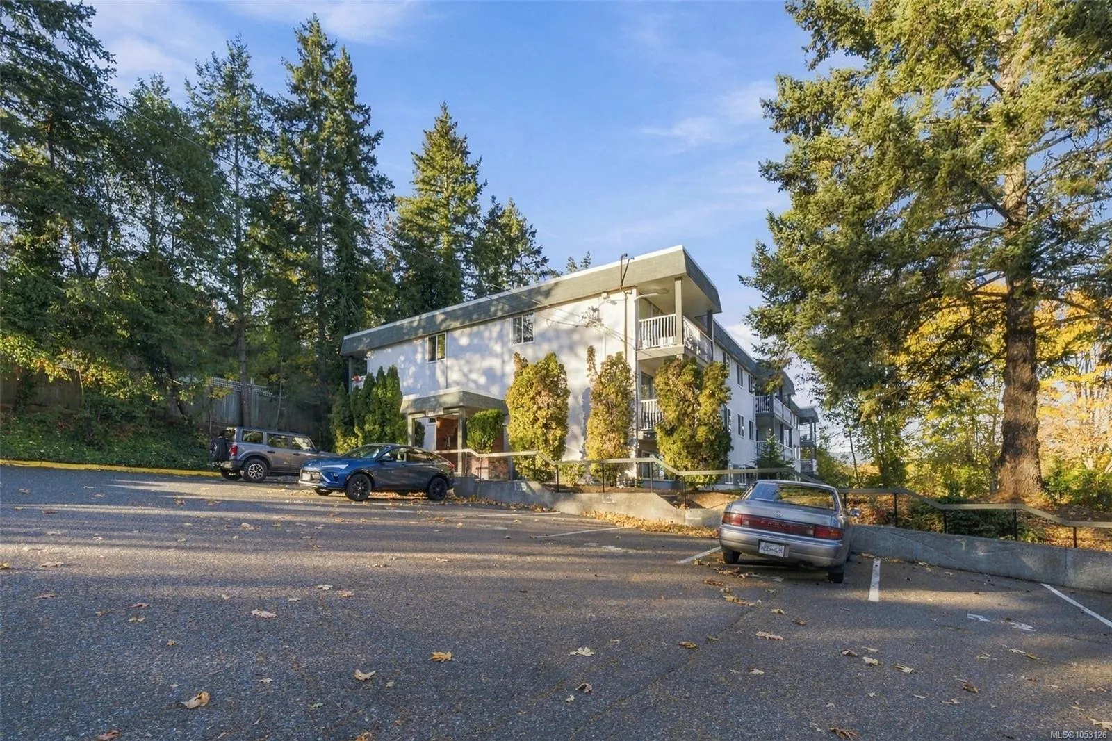 997 Bowen Rd